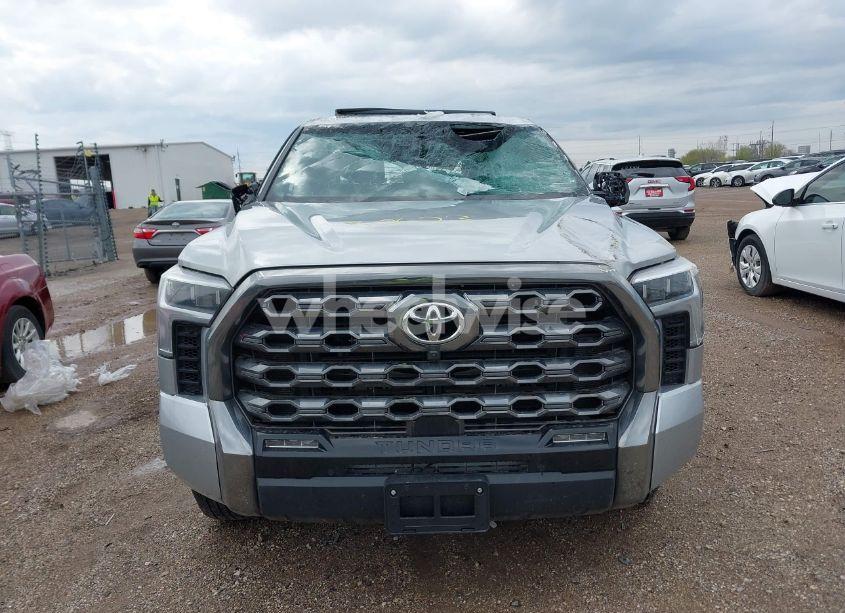 Photo 12 of 2024 Toyota Tundra PLATINUM 4WD (VIN 5TFNA5DB7RX142071)