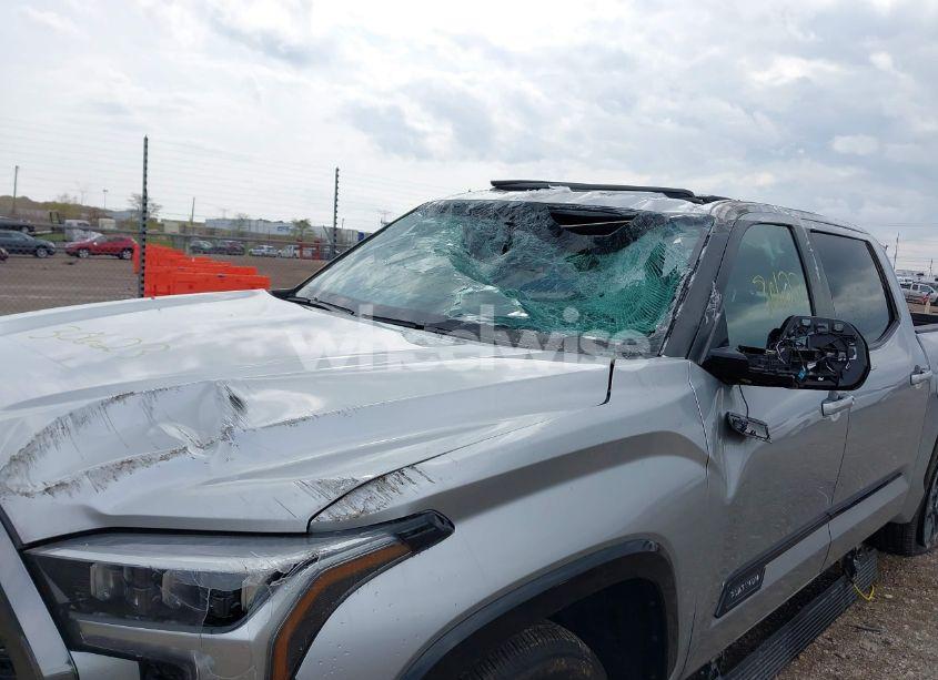 Photo 6 of 2024 Toyota Tundra PLATINUM 4WD (VIN 5TFNA5DB7RX142071)