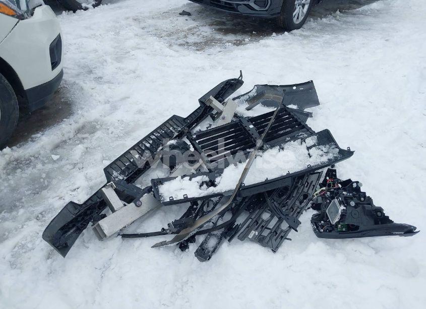 Photo 12 of 2022 Toyota Tundra PLATINUM (VIN 5TFNA5DB8NX025240)