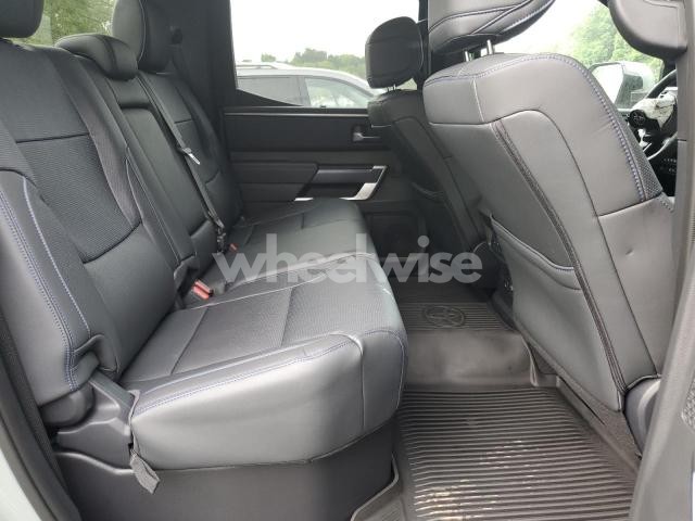 Photo 2 of 2025 TOYOTA TUNDRA CREWMAX PLATINUM (VIN 5TFNA5DB9SX250892)