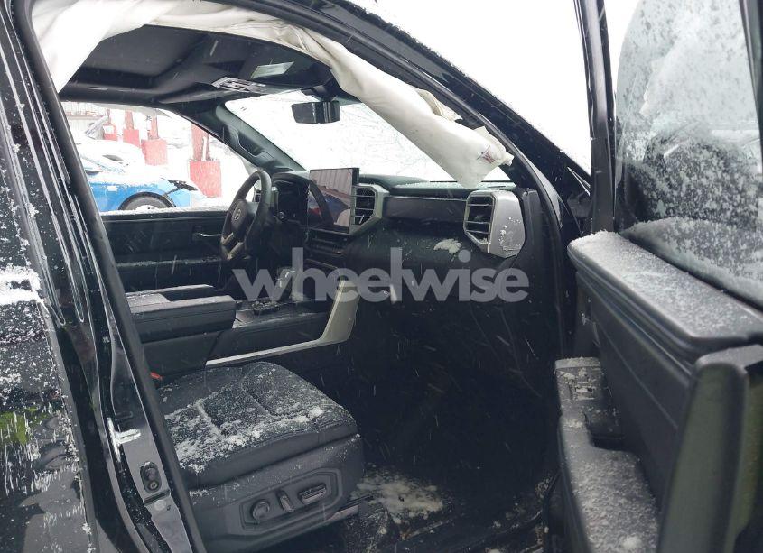 Photo 5 of 2023 Toyota Tundra PLATINUM (VIN 5TFNA5DBXPX079559)