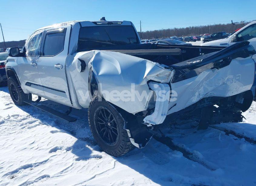 Photo 3 of 2023 Toyota Tundra PLATINUM (VIN 5TFNA5EC4PX017579)