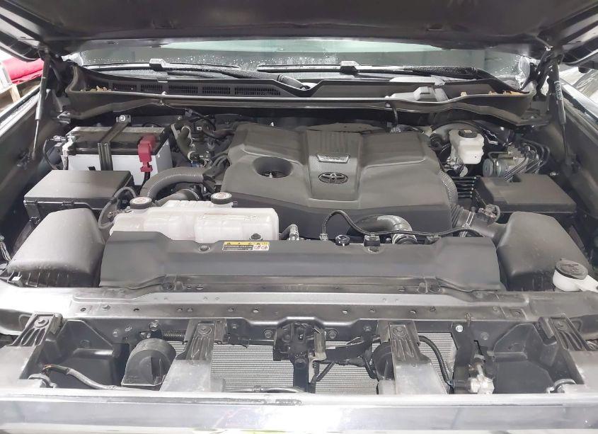 Photo 10 of 2024 Toyota Tundra PLATINUM (VIN 5TFNA5EC6RX025329)