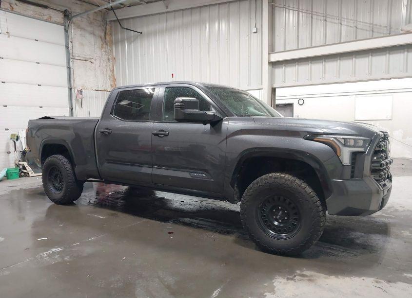 Photo 14 of 2024 Toyota Tundra PLATINUM (VIN 5TFNA5EC6RX025329)