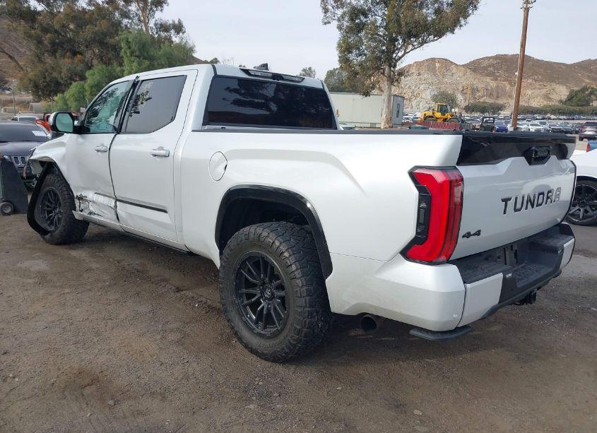 Photo 3 of 2022 Toyota Tundra PLATINUM (VIN 5TFNA5EC8NX001706)