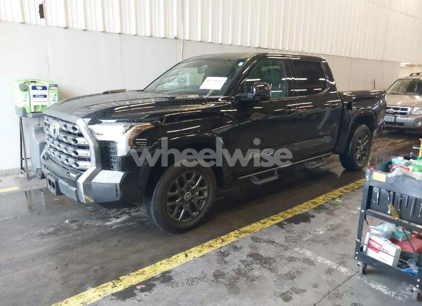 Photo 2 of 2024 Toyota Tundra HYBRID PLATINUM (VIN 5TFNC5DB1RX050576)
