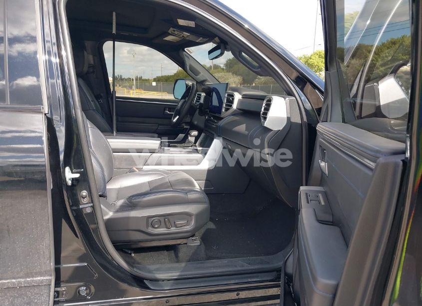 Photo 5 of 2023 Toyota Tundra HYBRID PLATINUM (VIN 5TFNC5DB5PX032708)
