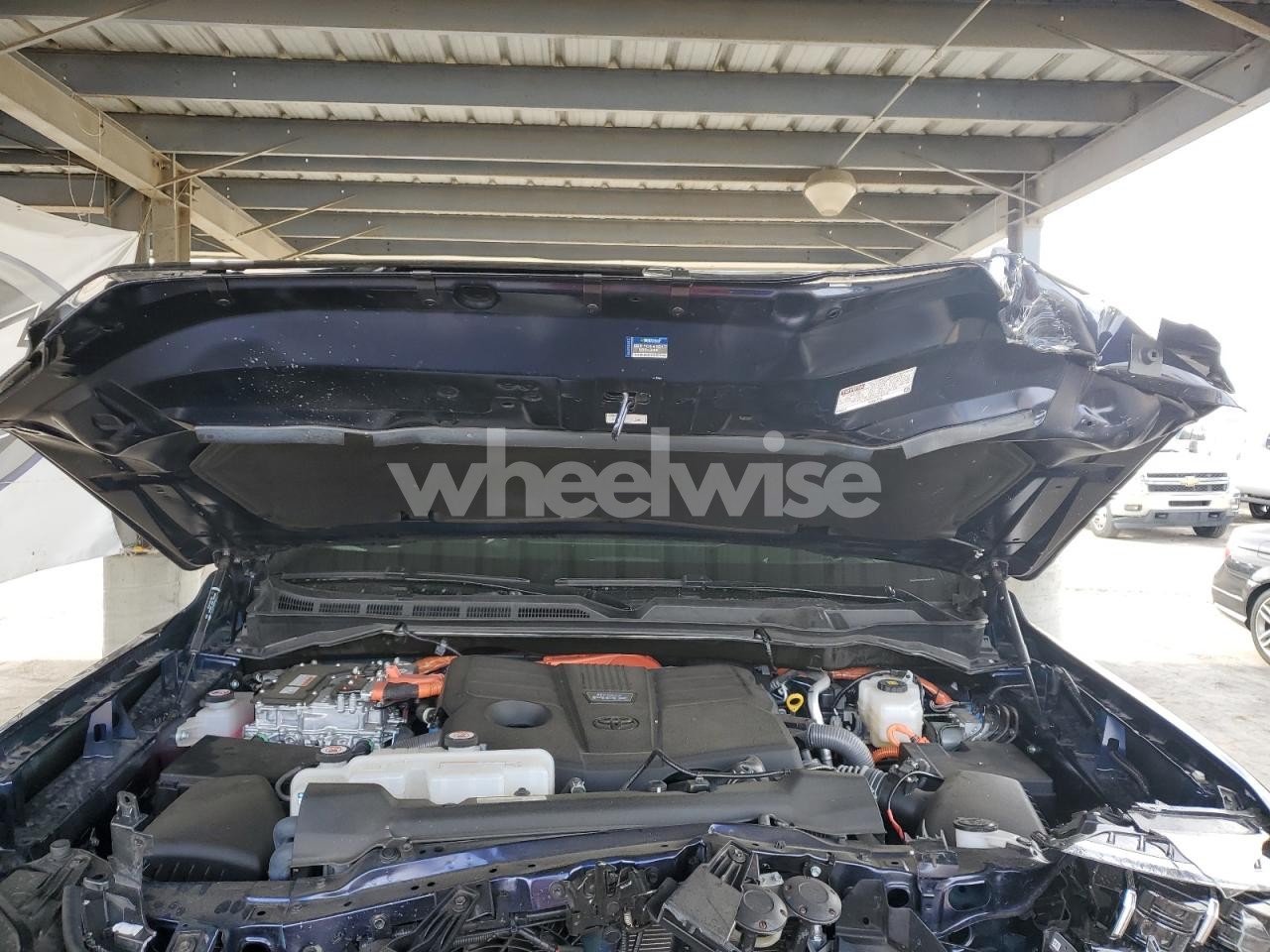 Photo 11 of 2023 TOYOTA TUNDRA CREWMAX PLATINUM (VIN 5TFNC5DBXPX018545)