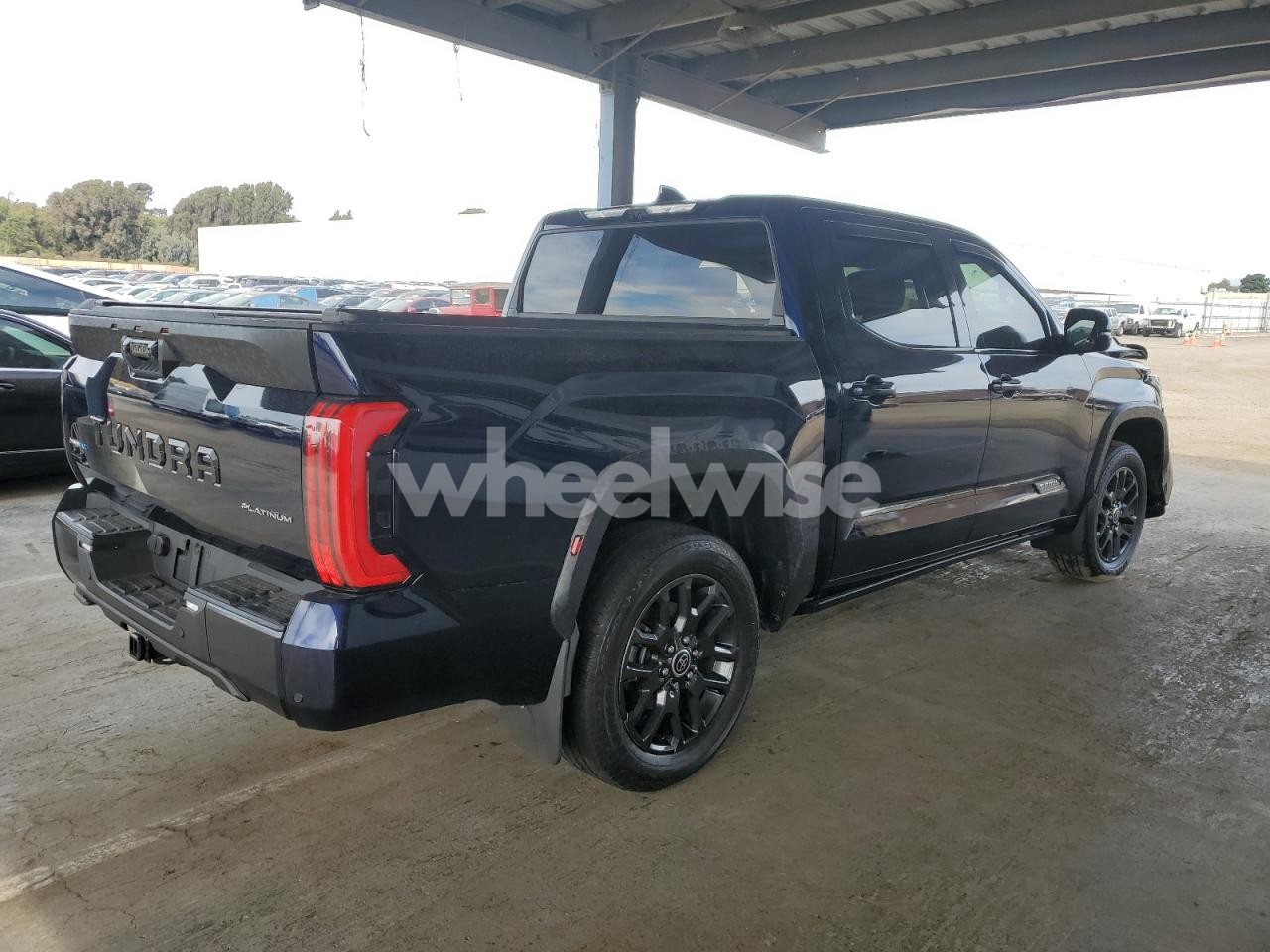 Photo 3 of 2023 TOYOTA TUNDRA CREWMAX PLATINUM (VIN 5TFNC5DBXPX018545)