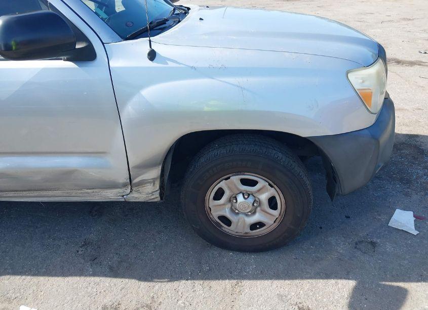 Photo 6 of 2013 Toyota Tacoma (VIN 5TFNX4CN0DX019872)