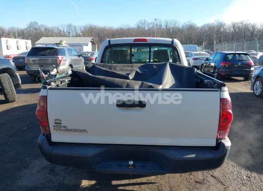 Photo 16 of 2014 Toyota Tacoma (VIN 5TFNX4CN0EX032686)