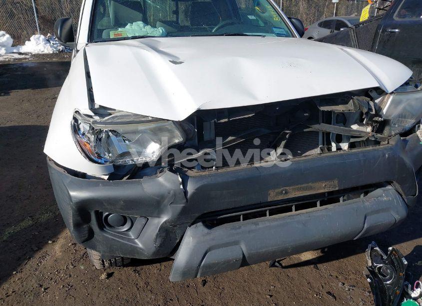 Photo 6 of 2014 Toyota Tacoma (VIN 5TFNX4CN0EX032686)