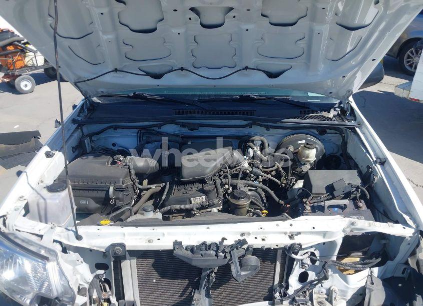 Photo 10 of 2014 Toyota Tacoma (VIN 5TFNX4CN0EX036172)