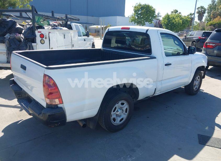 Photo 4 of 2014 Toyota Tacoma (VIN 5TFNX4CN0EX036172)