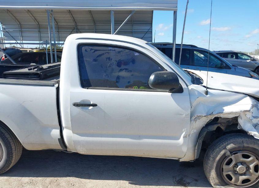 Photo 14 of 2014 Toyota Tacoma (VIN 5TFNX4CN0EX039542)
