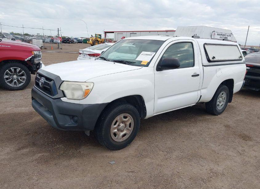 Photo 2 of 2013 Toyota Tacoma (VIN 5TFNX4CN1DX029102)