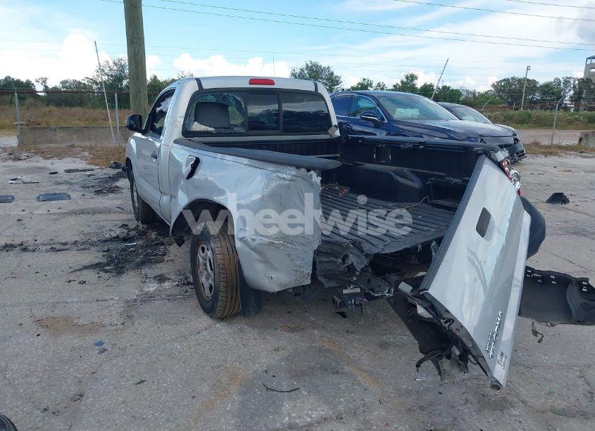 Photo 6 of 2011 Toyota Tacoma (VIN 5TFNX4CN4BX001856)