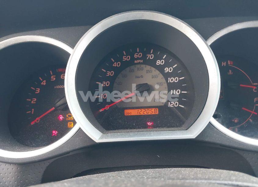 Photo 7 of 2011 Toyota Tacoma (VIN 5TFNX4CN4BX001856)