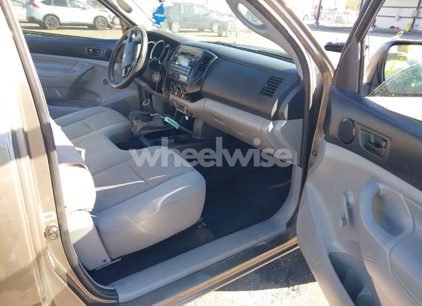 Photo 5 of 2012 Toyota Tacoma (VIN 5TFNX4CN6CX013282)