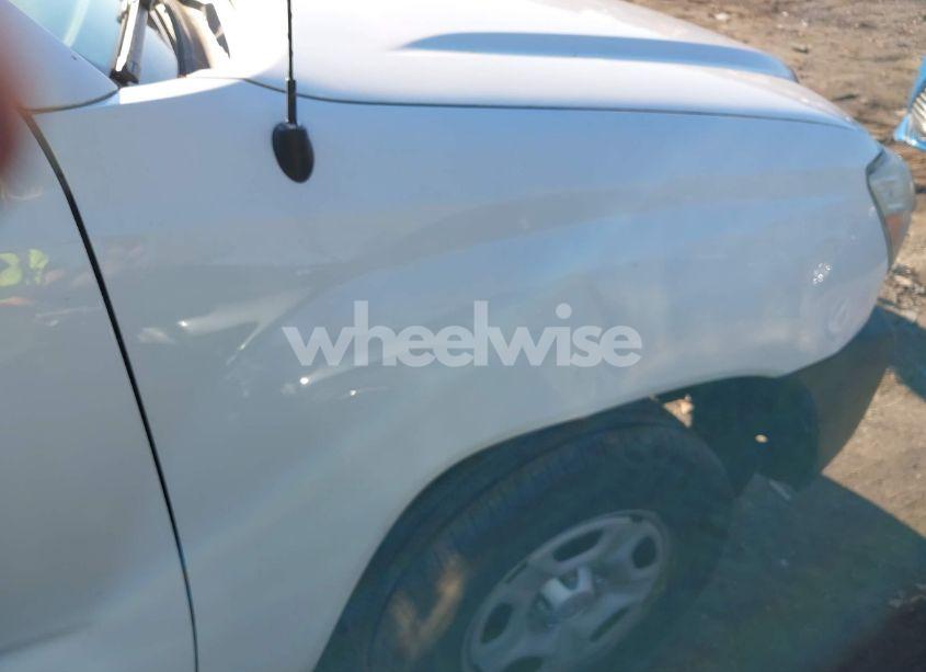 Photo 18 of 2014 Toyota Tacoma (VIN 5TFNX4CN6EX034989)