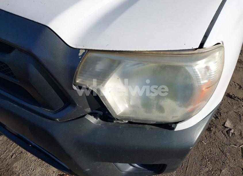 Photo 19 of 2014 Toyota Tacoma (VIN 5TFNX4CN6EX034989)