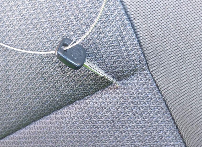 Photo 11 of 2012 Toyota Tacoma (VIN 5TFNX4CN7CX016532)