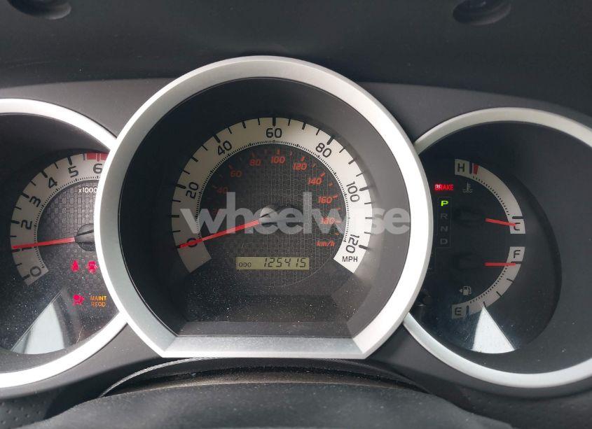 Photo 7 of 2014 Toyota Tacoma (VIN 5TFNX4CN7EX042373)