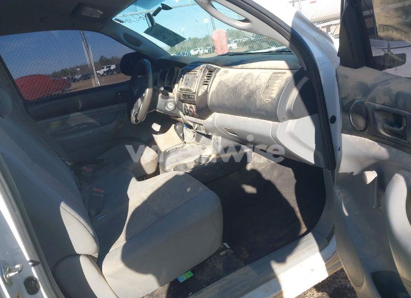 Photo 5 of 2014 Toyota Tacoma (VIN 5TFNX4CN8EX034296)