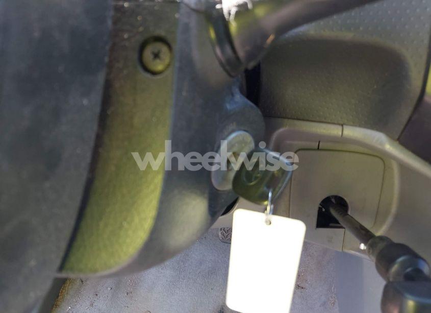 Photo 11 of 2011 Toyota Tacoma (VIN 5TFNX4CN9BX001688)