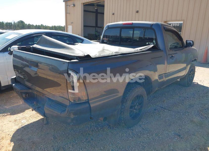 Photo 4 of 2011 Toyota Tacoma (VIN 5TFNX4CN9BX001688)
