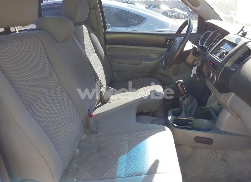 Photo 5 of 2011 Toyota Tacoma (VIN 5TFNX4CN9BX001688)