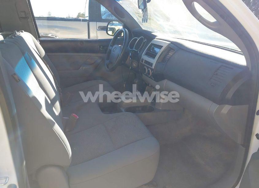 Photo 5 of 2011 Toyota Tacoma (VIN 5TFNX4CN9BX003019)