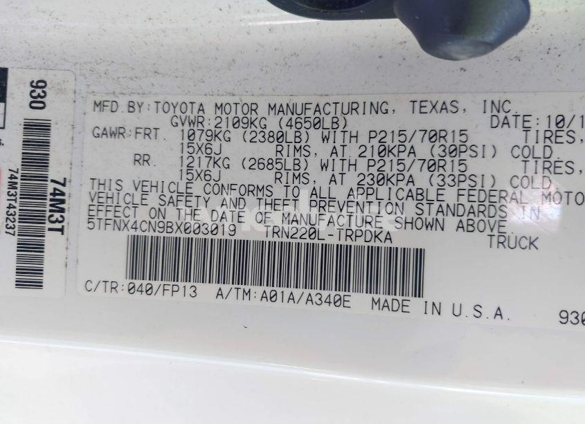 Photo 9 of 2011 Toyota Tacoma (VIN 5TFNX4CN9BX003019)