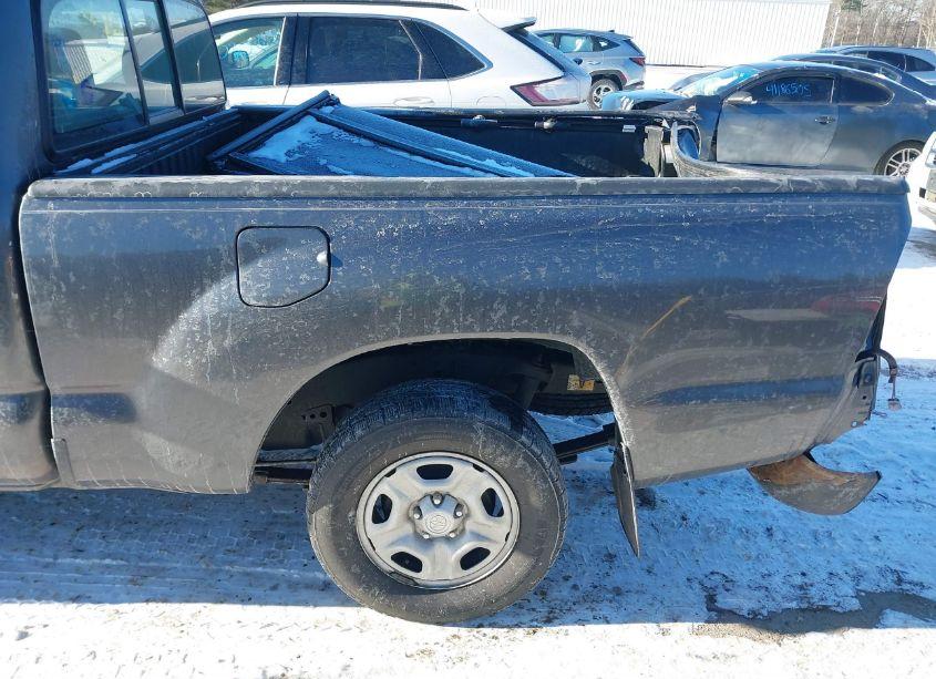 Photo 18 of 2013 Toyota Tacoma (VIN 5TFNX4CN9DX018557)