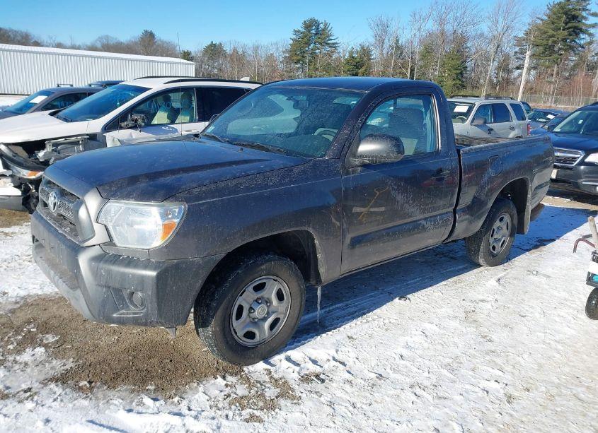 Photo 2 of 2013 Toyota Tacoma (VIN 5TFNX4CN9DX018557)