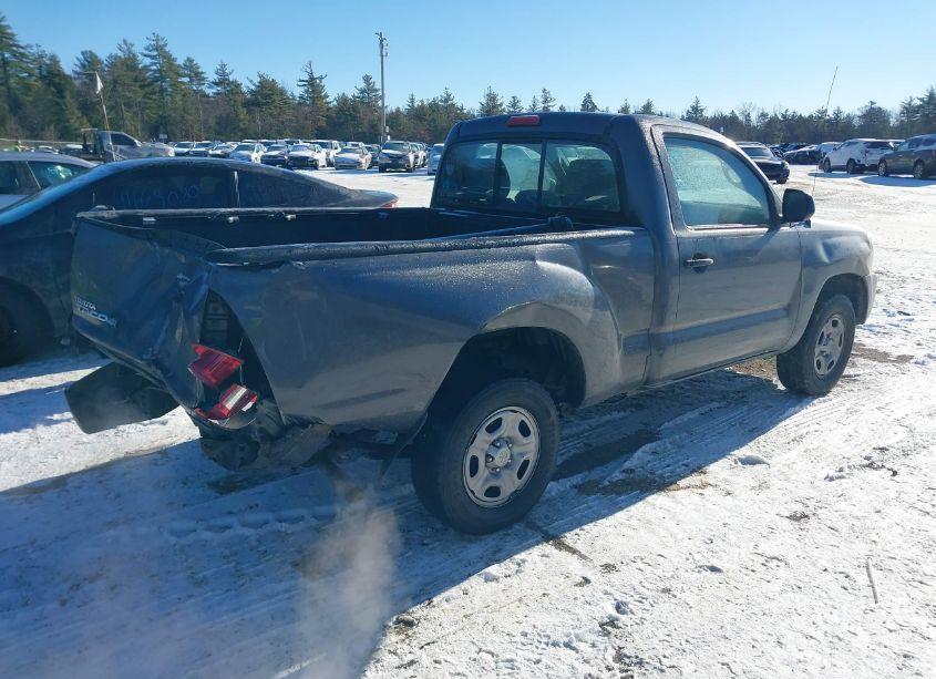 Photo 4 of 2013 Toyota Tacoma (VIN 5TFNX4CN9DX018557)