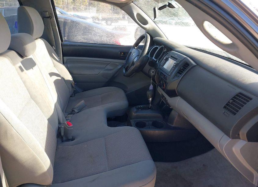 Photo 5 of 2013 Toyota Tacoma (VIN 5TFNX4CN9DX018557)