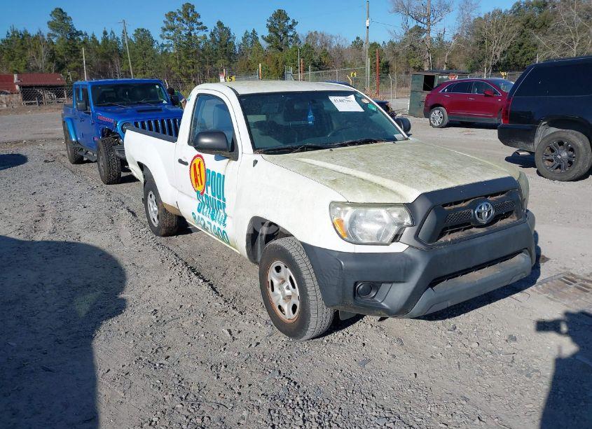 2014 Toyota Tacoma (VIN 5TFNX4CN9EX038101) main photo