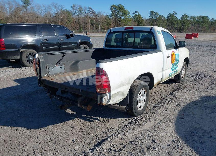 Photo 4 of 2014 Toyota Tacoma (VIN 5TFNX4CN9EX038101)