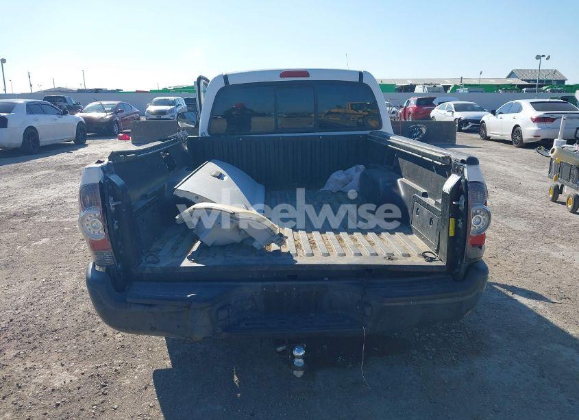 Photo 17 of 2011 Toyota Tacoma (VIN 5TFNX4CNXBX006754)
