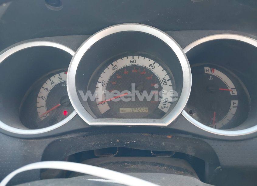 Photo 7 of 2011 Toyota Tacoma (VIN 5TFNX4CNXBX006754)