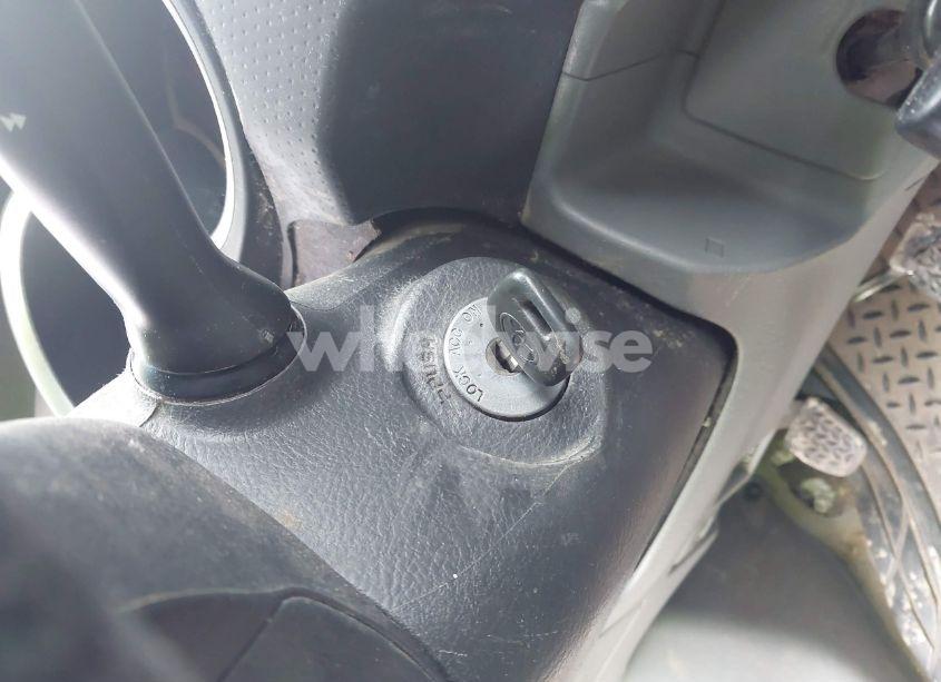 Photo 11 of 2011 Toyota Tacoma (VIN 5TFNX4CNXBX007760)