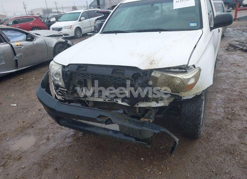 Photo 6 of 2011 Toyota Tacoma (VIN 5TFNX4CNXBX007760)