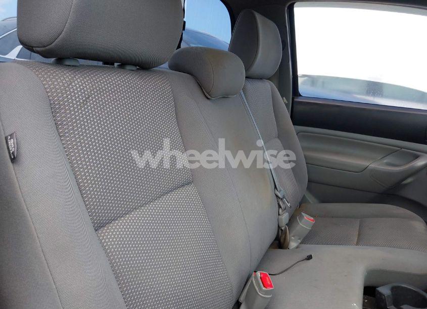 Photo 8 of 2012 Toyota Tacoma (VIN 5TFNX4CNXCX015018)