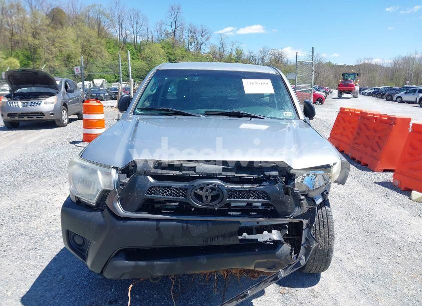 Photo 12 of 2014 Toyota Tacoma (VIN 5TFNX4CNXEX034042)