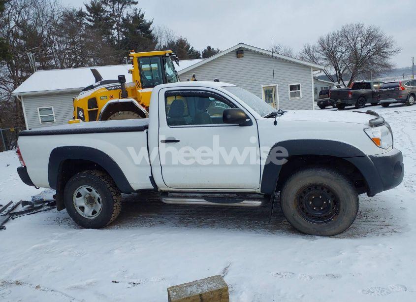 Photo 14 of 2011 Toyota Tacoma (VIN 5TFPX4EN1BX005305)