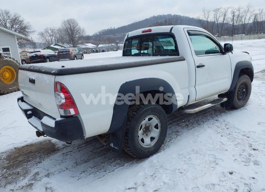 Photo 4 of 2011 Toyota Tacoma (VIN 5TFPX4EN1BX005305)