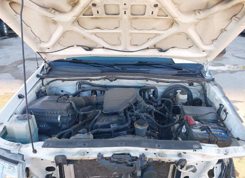 Photo 10 of 2011 Toyota Tacoma (VIN 5TFPX4EN6BX004103)