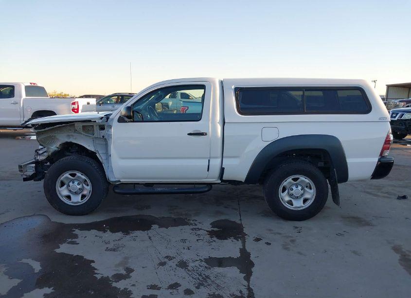 Photo 15 of 2011 Toyota Tacoma (VIN 5TFPX4EN6BX004103)