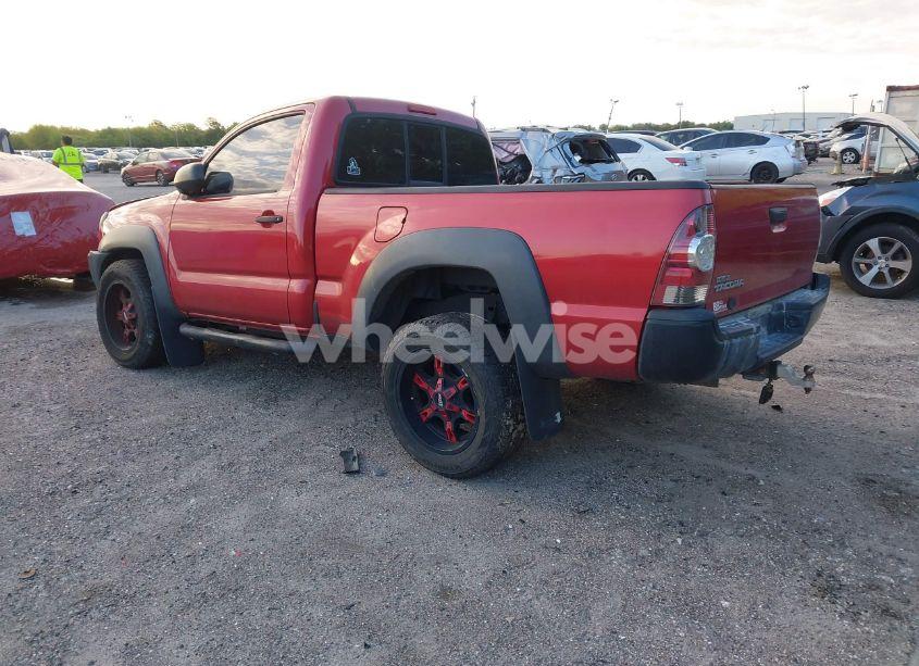 Photo 3 of 2011 Toyota Tacoma (VIN 5TFPX4EN7BX004756)